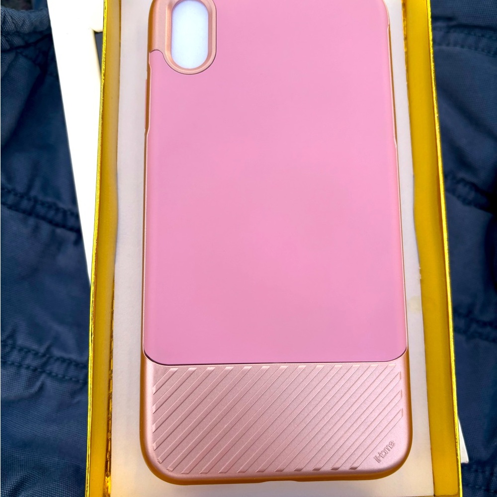 Pink iPhone XS Max Protective Case new in box